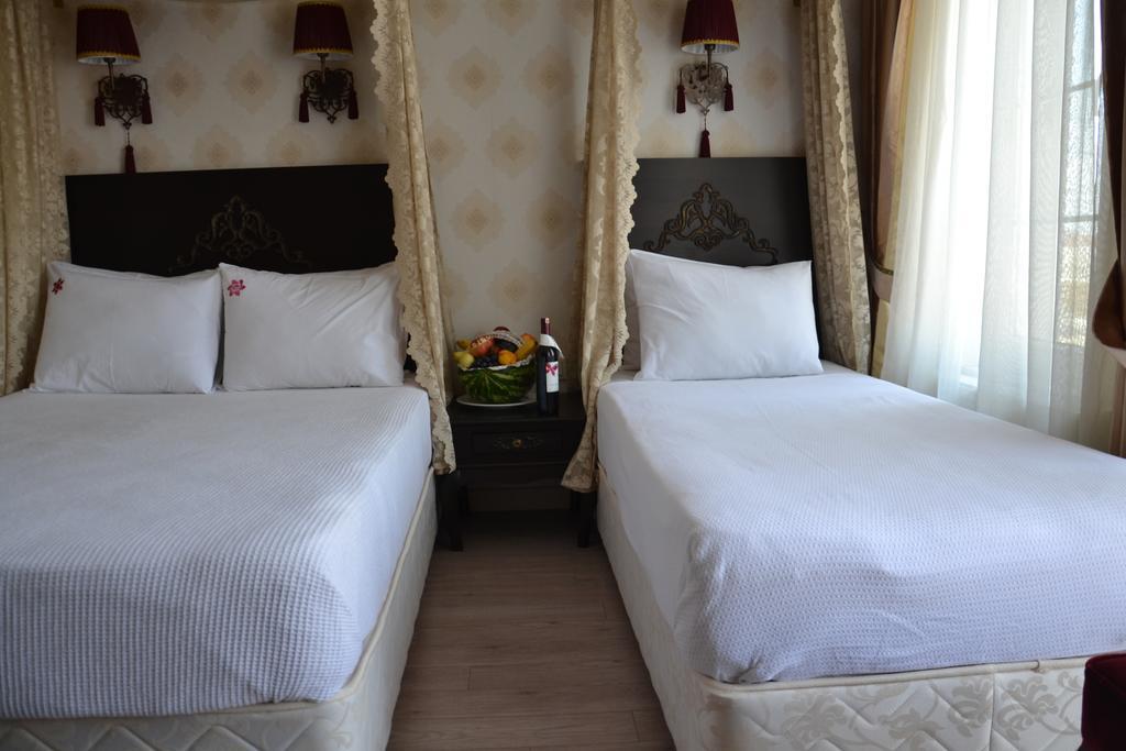 Hotel Cosmos