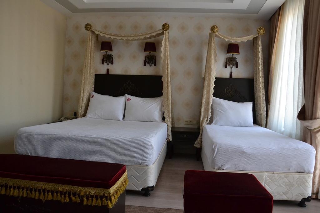 Cosmos Hotel
